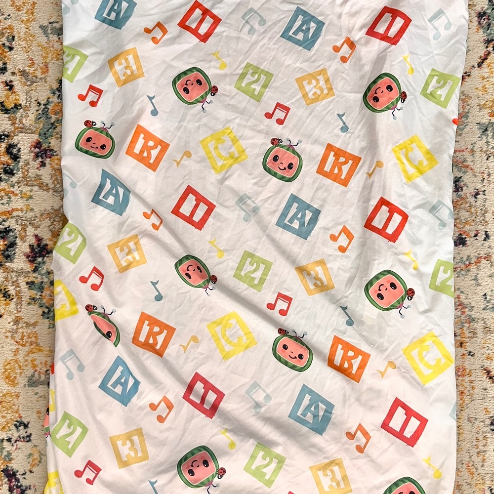 Cocomelon crib/toddler bed sheet